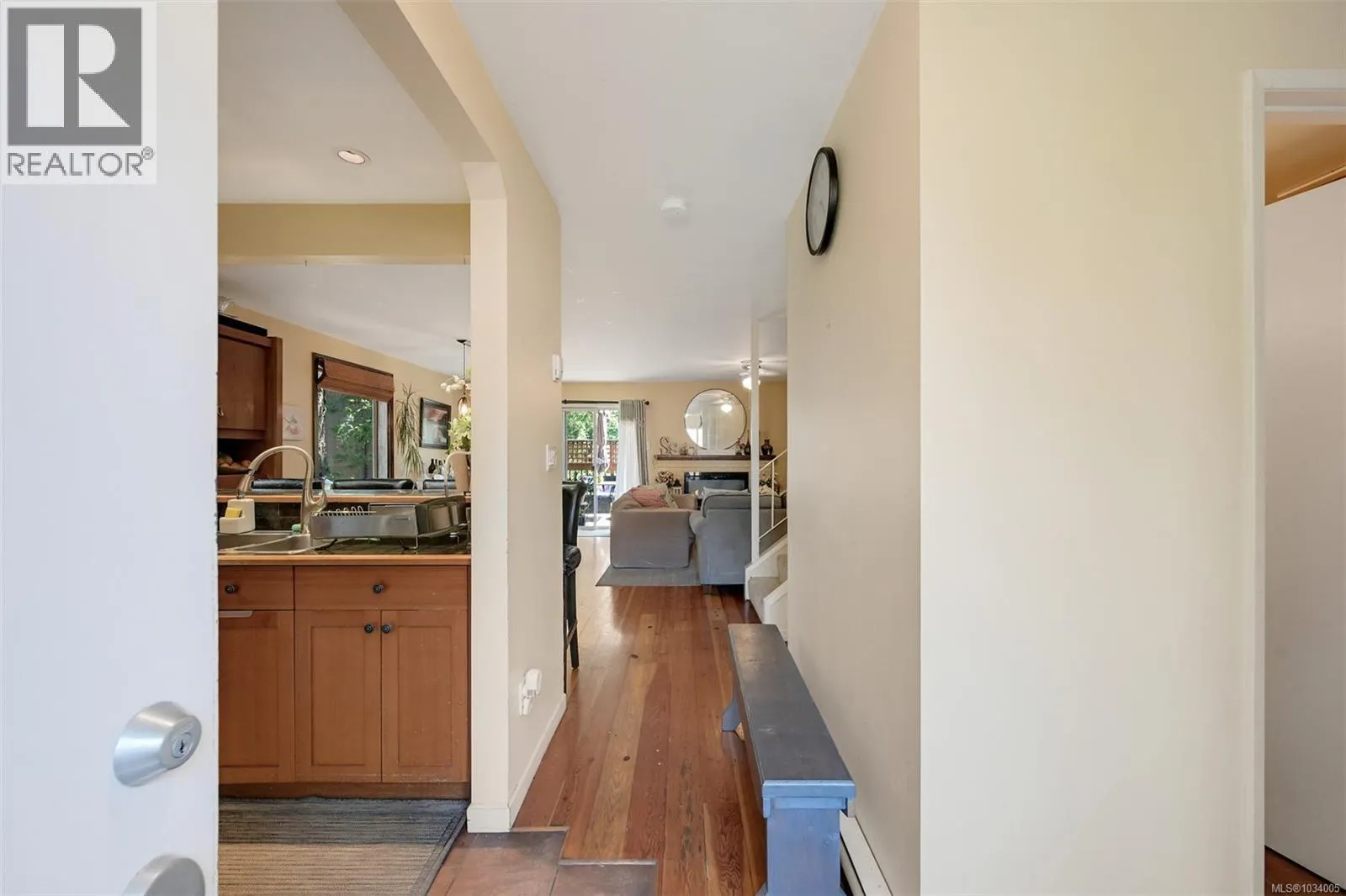 13 933 Admirals Rd