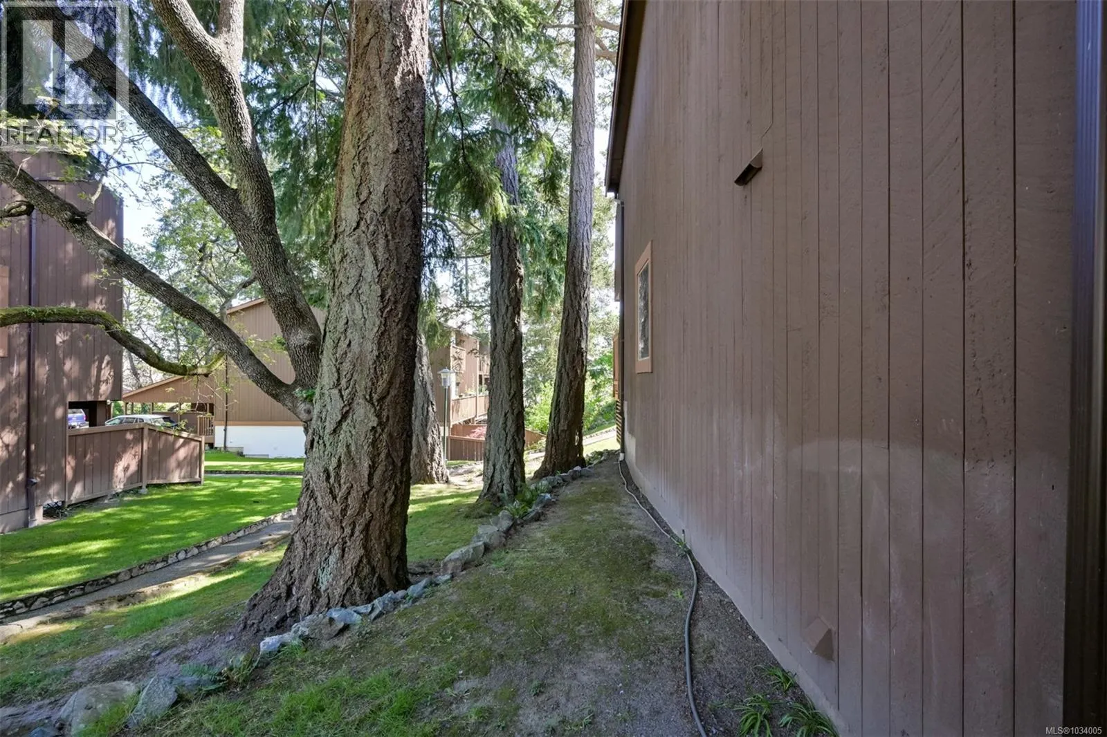 13 933 Admirals Rd