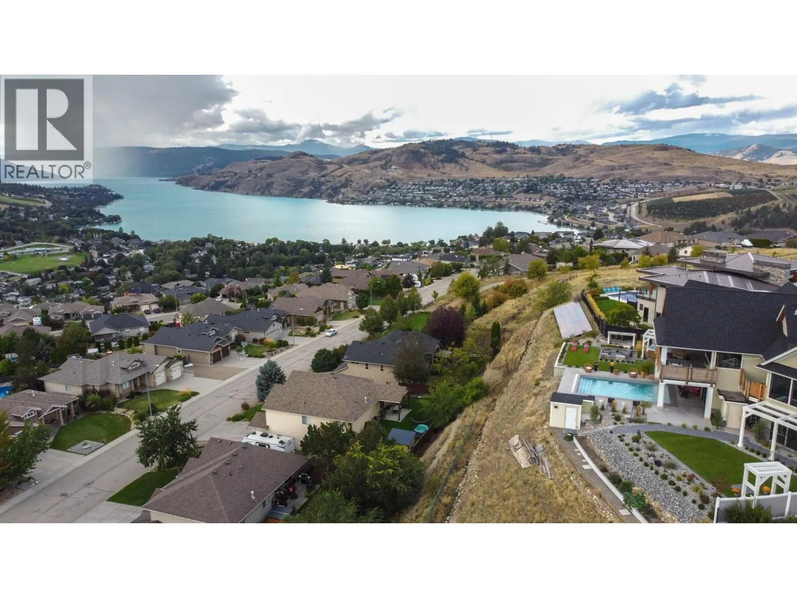 608 Mt Ida Crescent