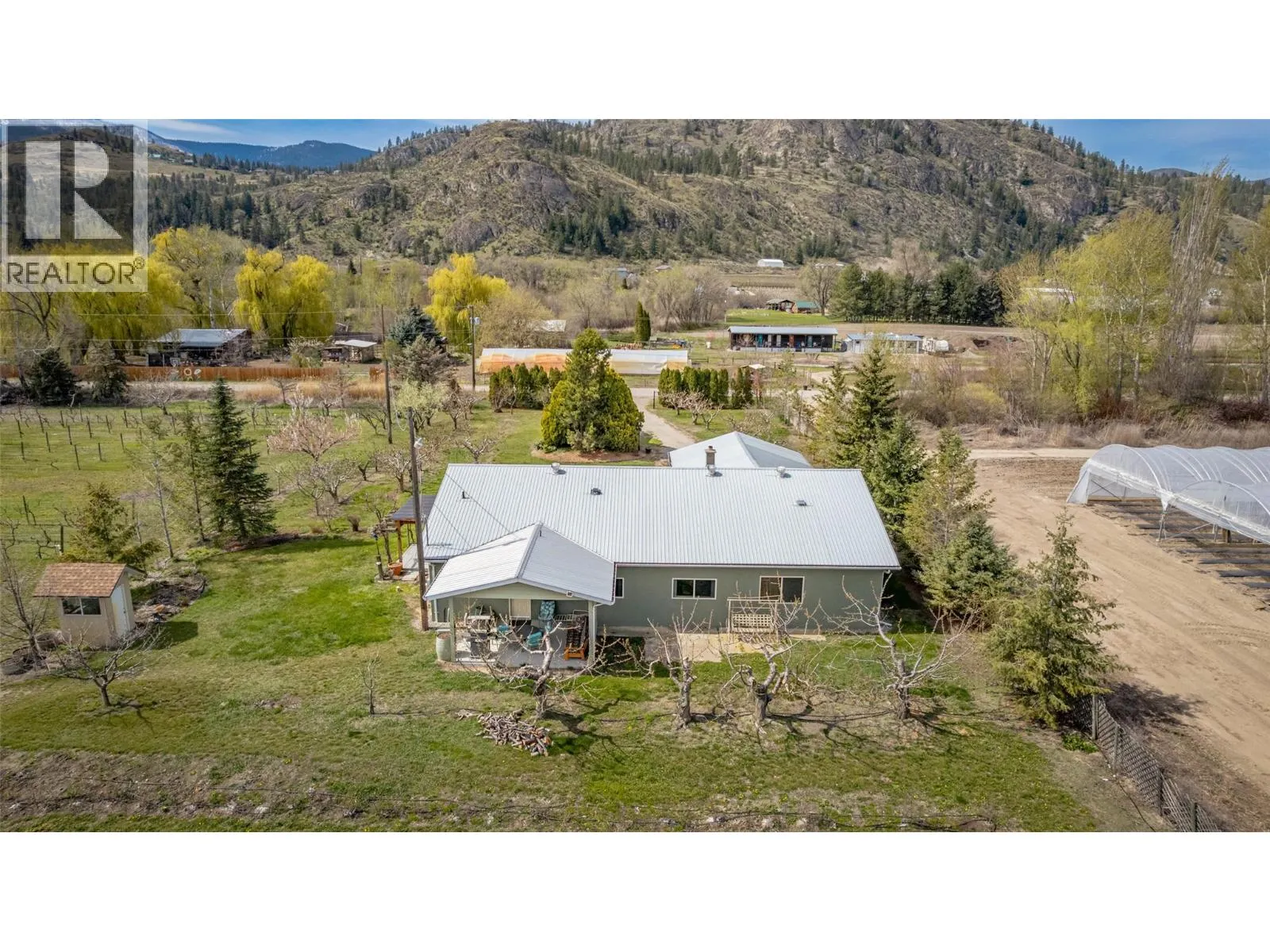 7231 ISLAND Road