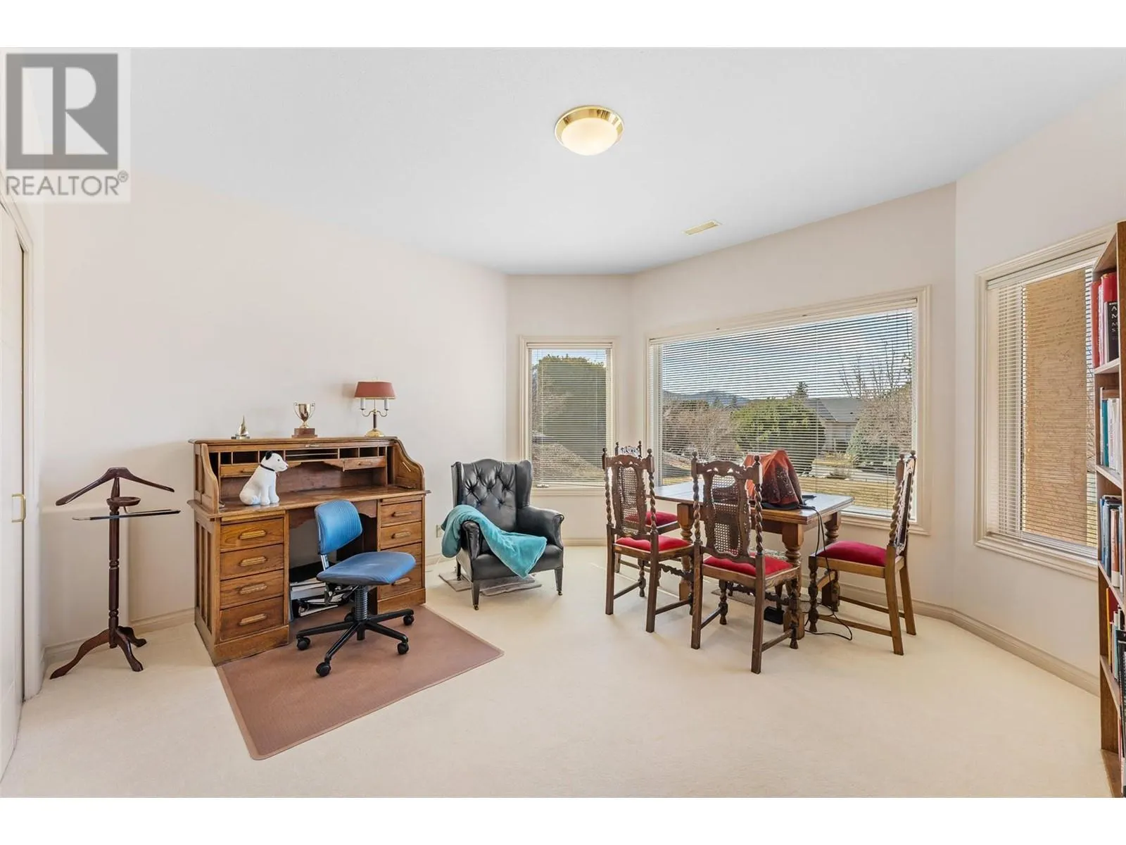 307 Sandpiper Court