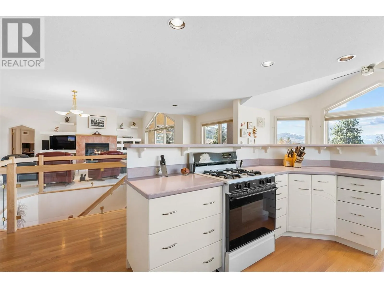 307 Sandpiper Court