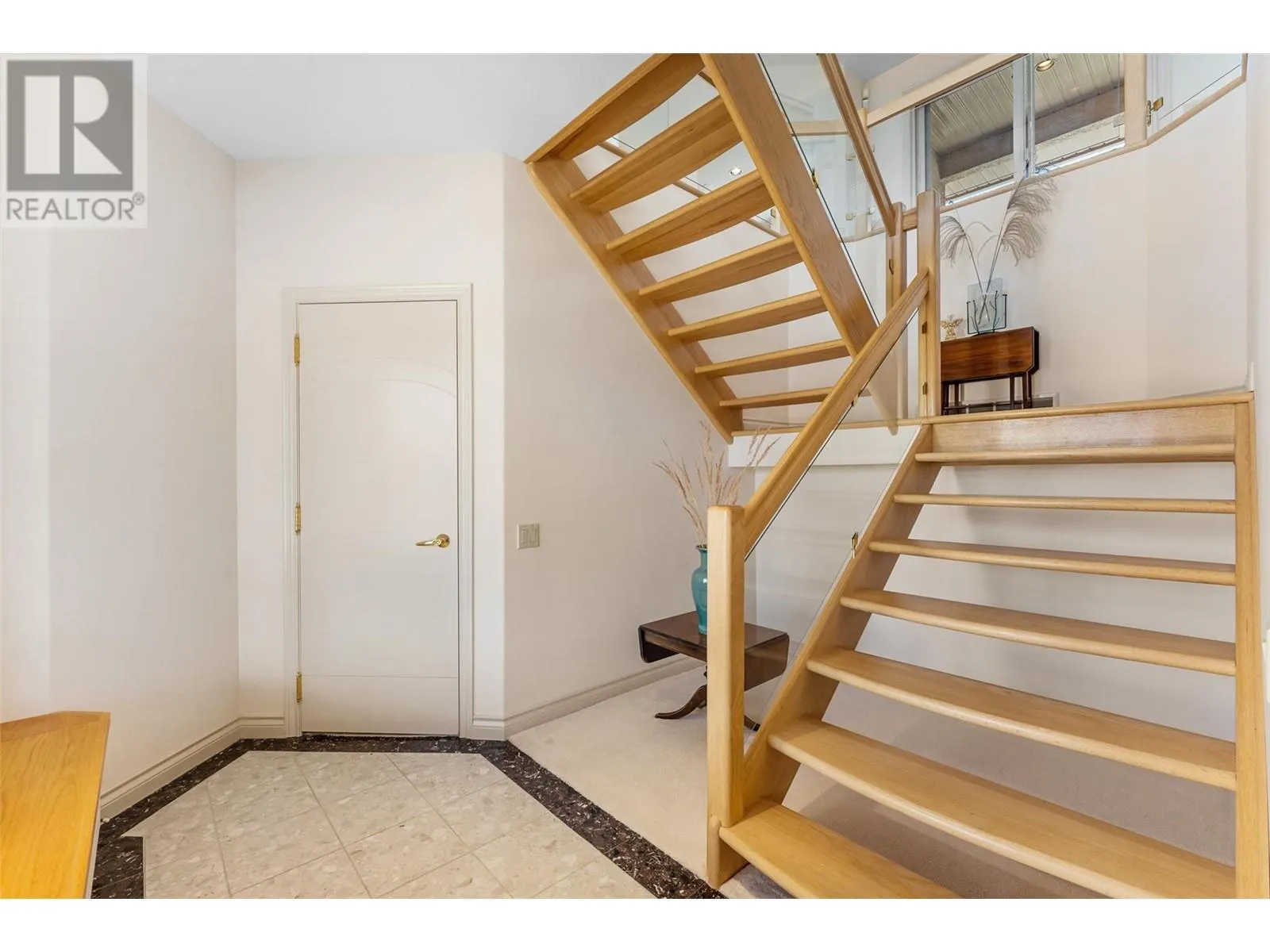 307 Sandpiper Court