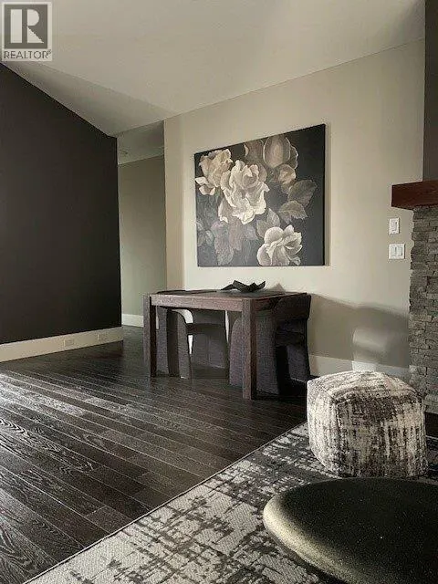 4000 Redstone Crescent NE Unit# 221 Lot# S Lot 32 P