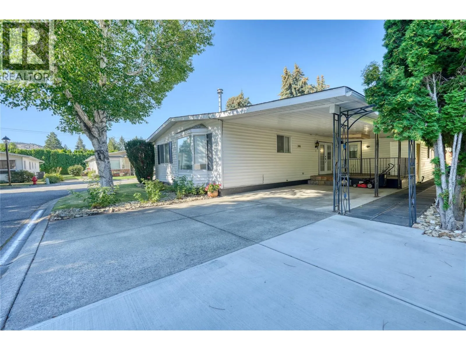 17017 SNOW Avenue Unit# 1