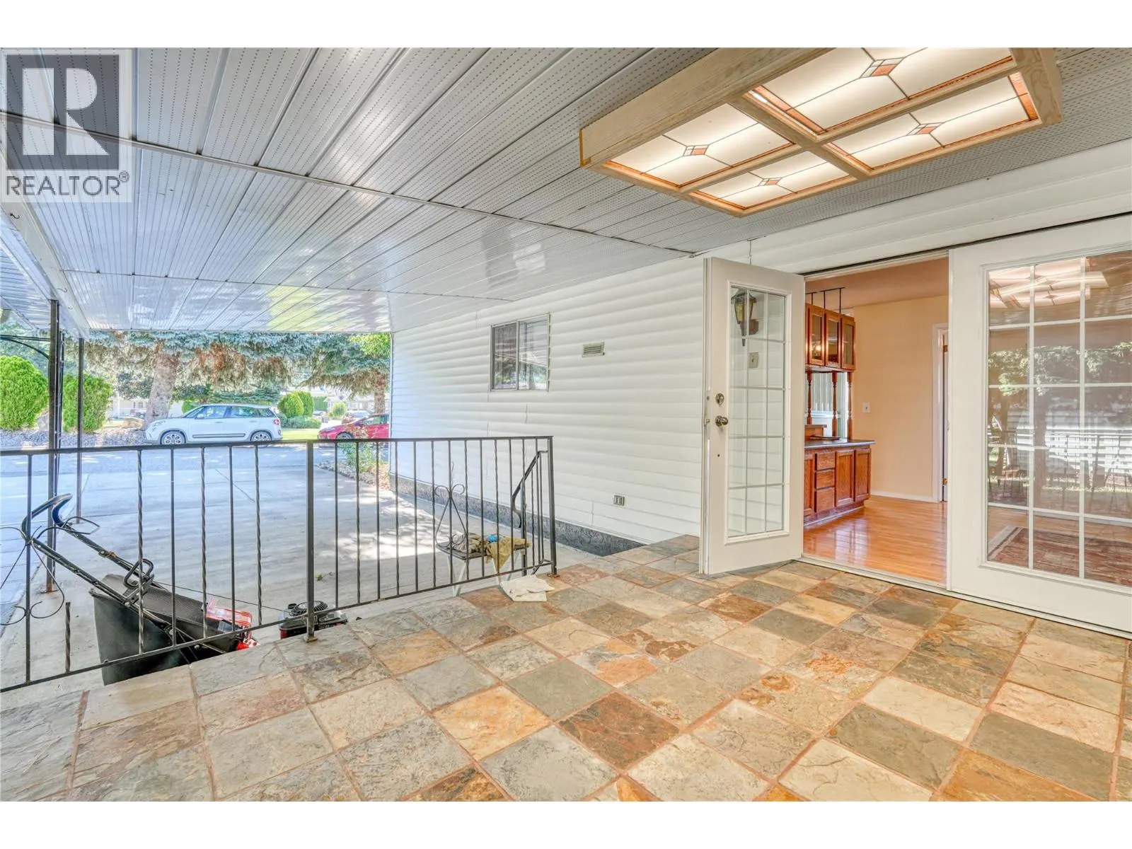 17017 SNOW Avenue Unit# 1