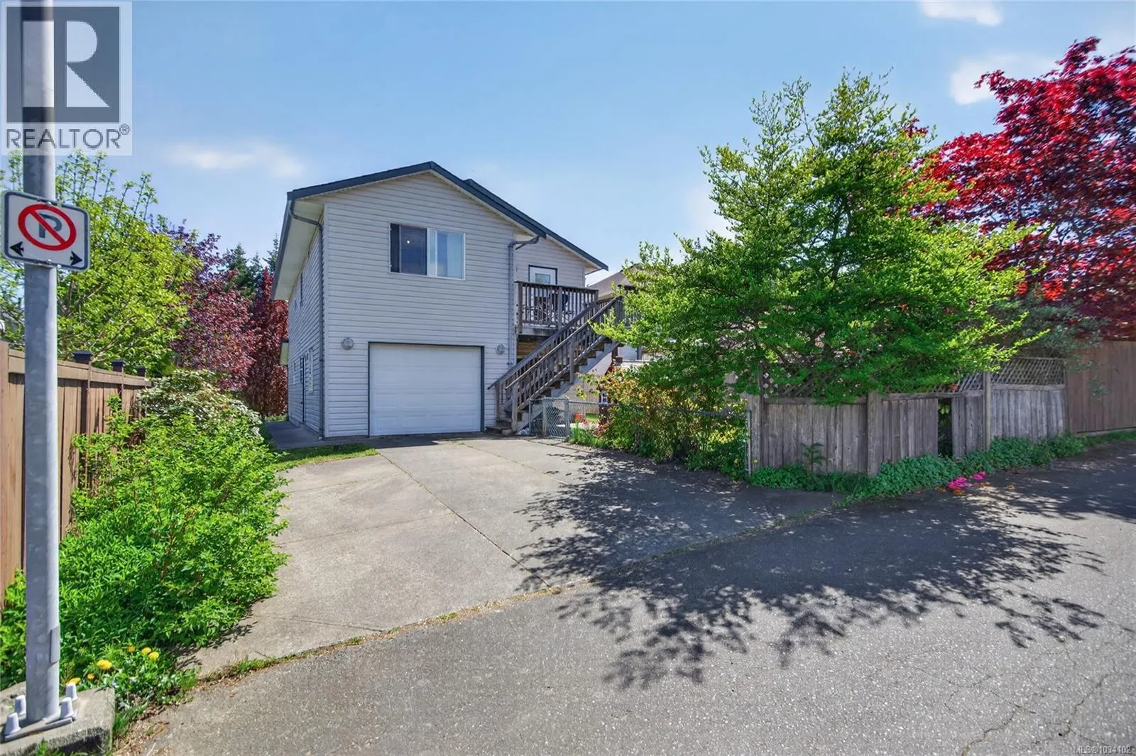 1270 Noel Ave