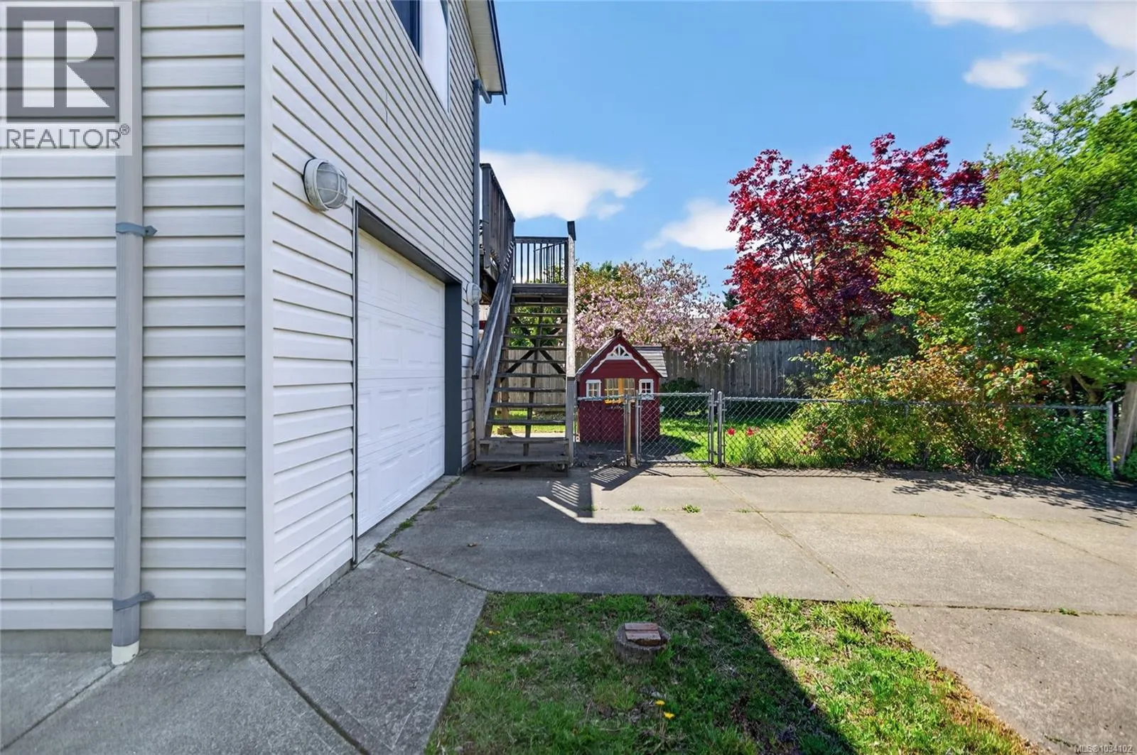 1270 Noel Ave