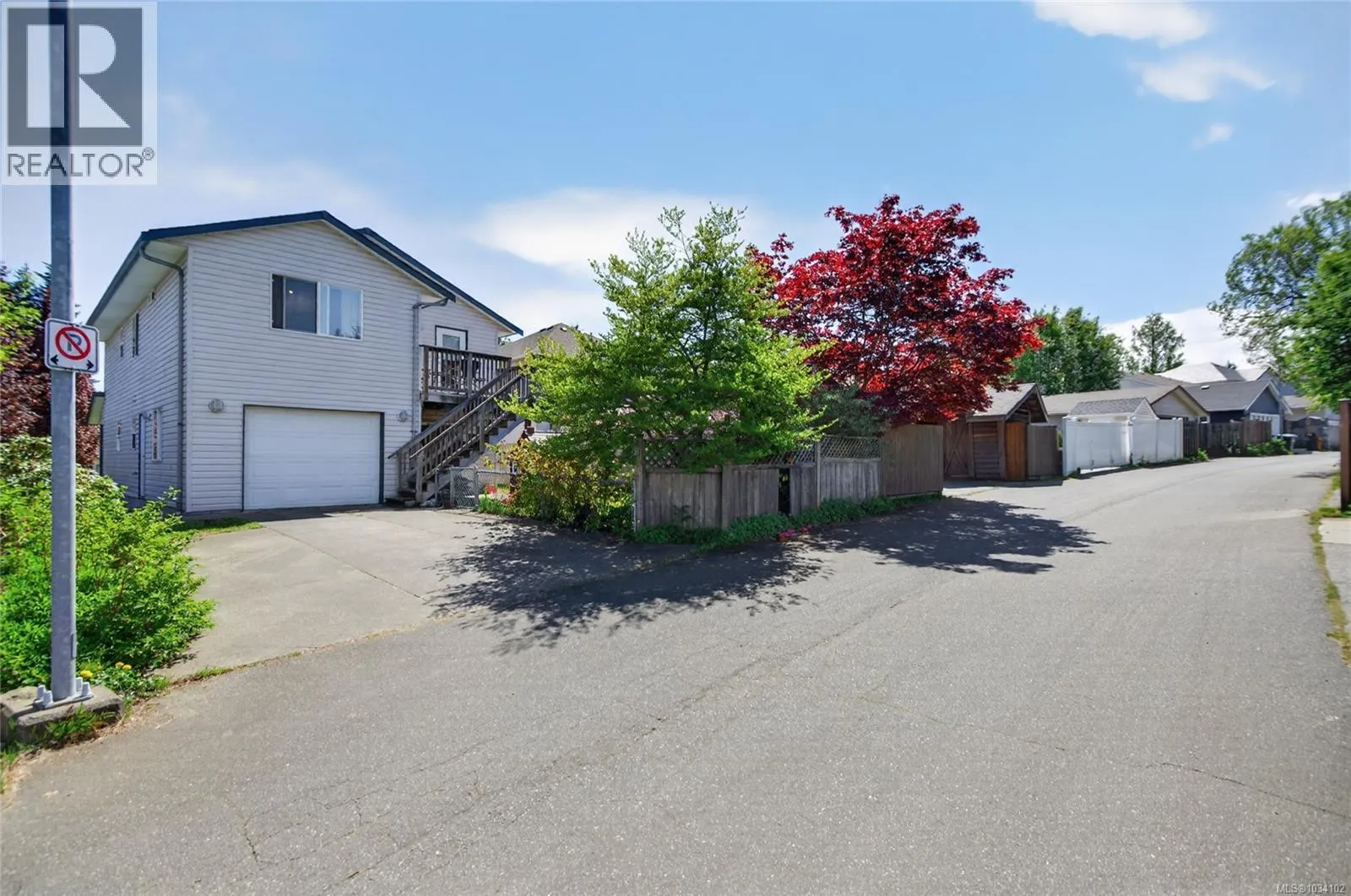 1270 Noel Ave