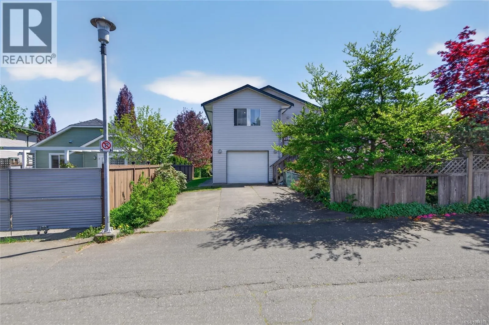 1270 Noel Ave