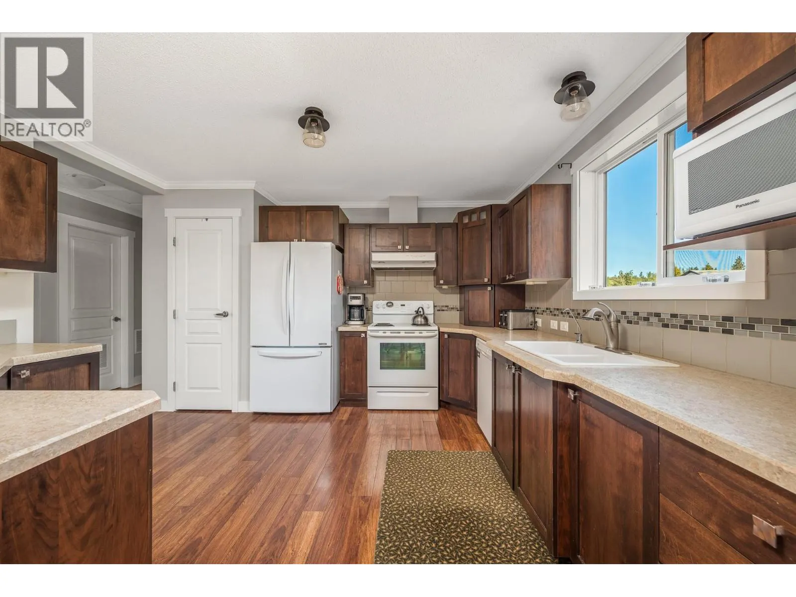 9510 HIGHWAY 97 Road N Unit# 120