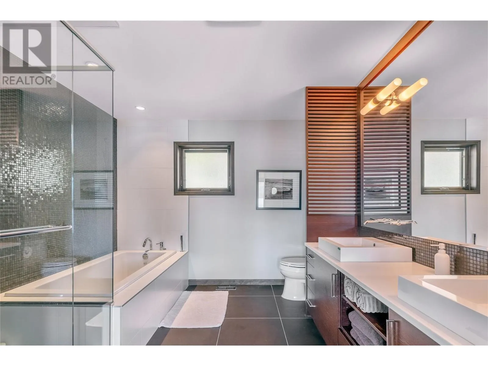8200 Squilax Anglemont Road Unit# 7