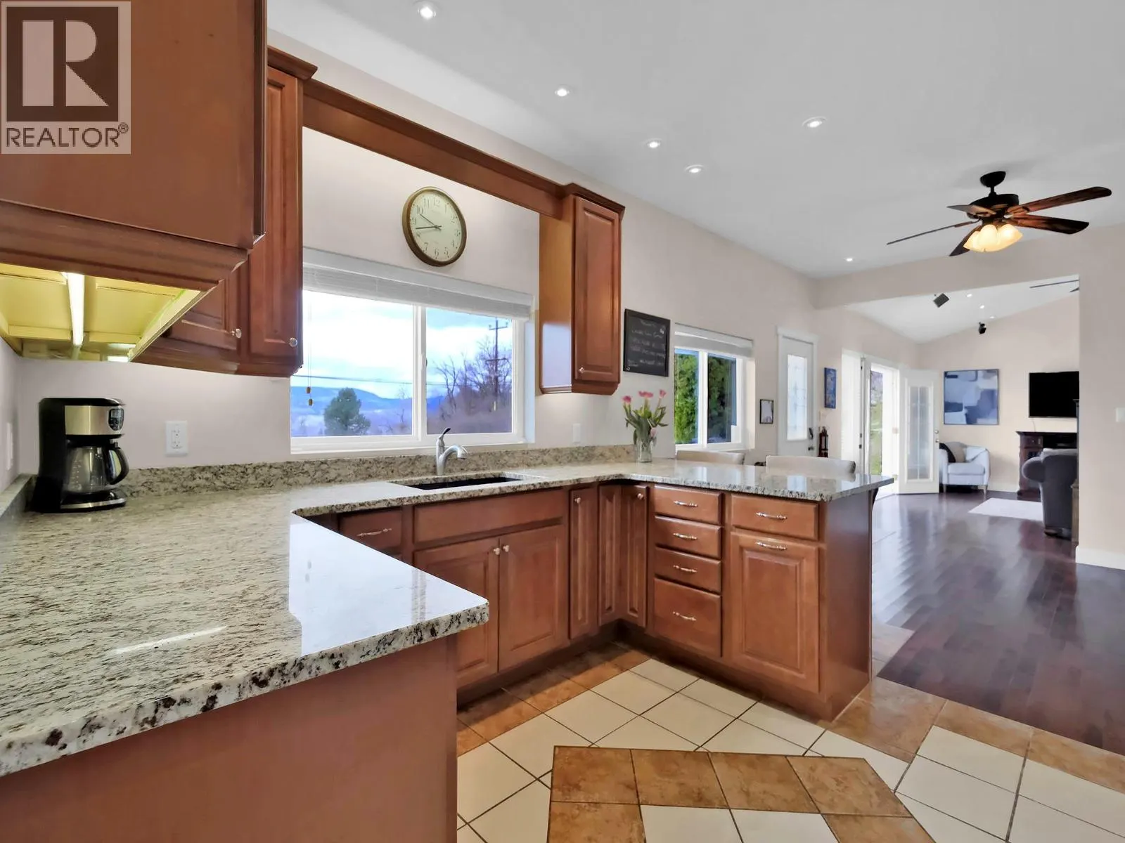 2070 NARAMATA Road