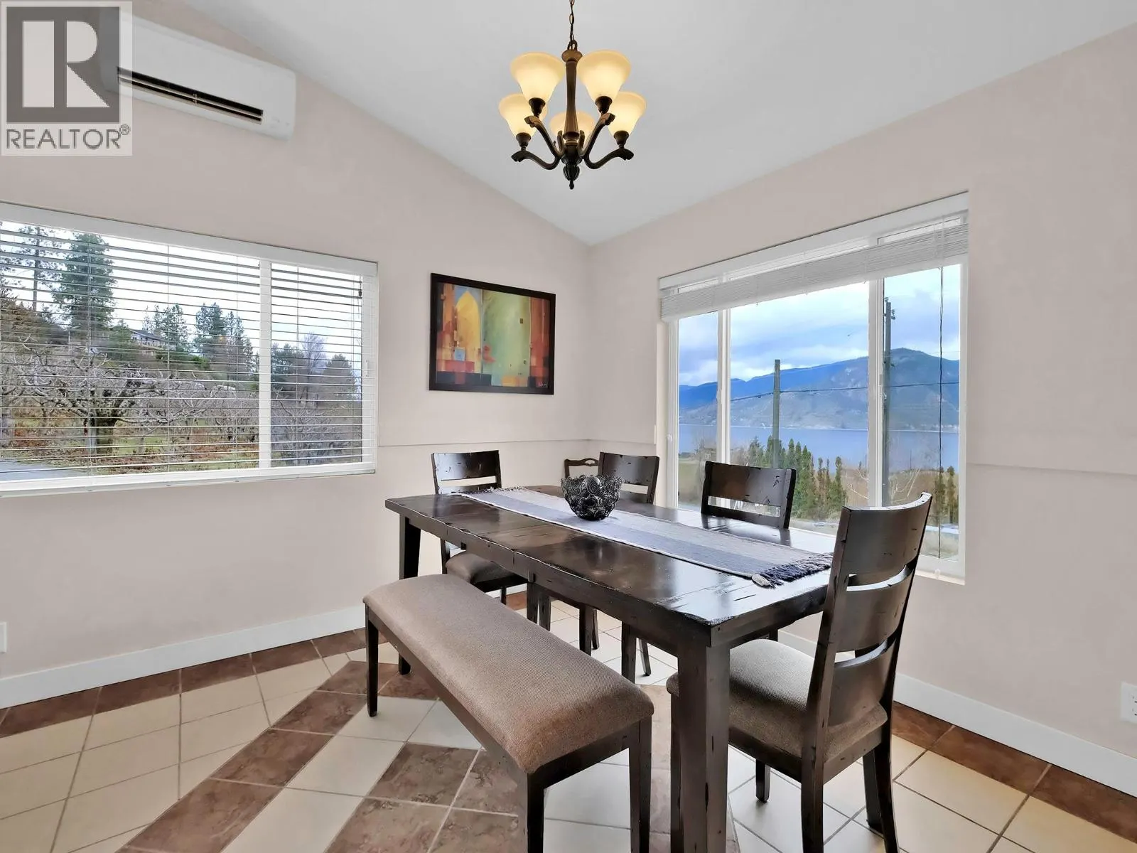 2070 NARAMATA Road