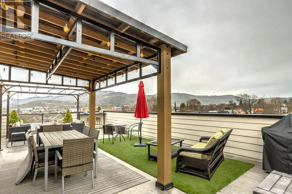 3203 25 Street Unit# B