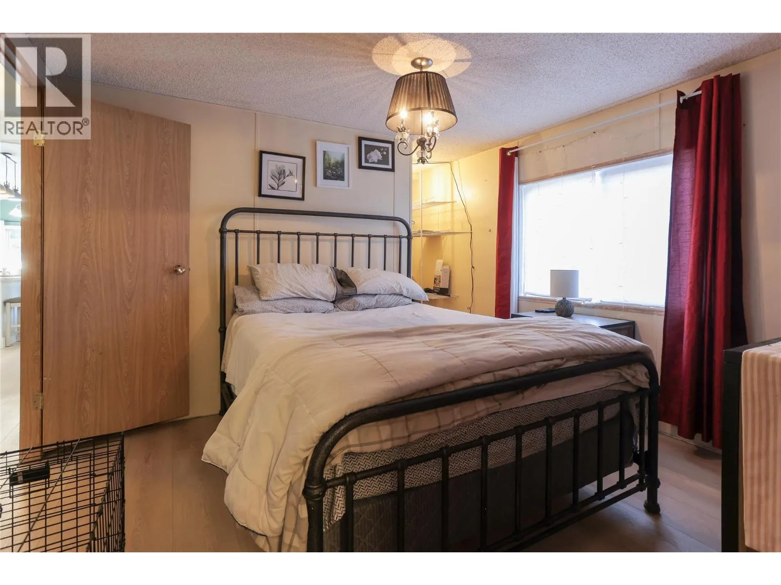 4366 Poplar Ridge Crescent
