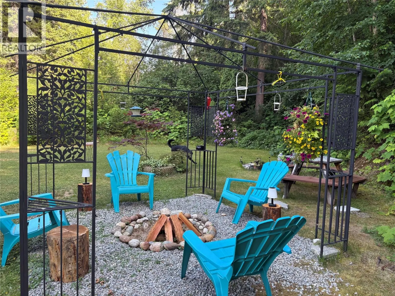 4366 Poplar Ridge Crescent
