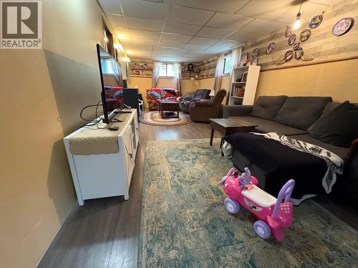 4366 Poplar Ridge Crescent