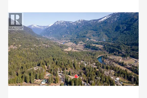 4366 Poplar Ridge Crescent