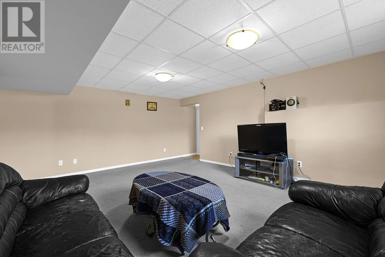 340 Hillaby Avenue