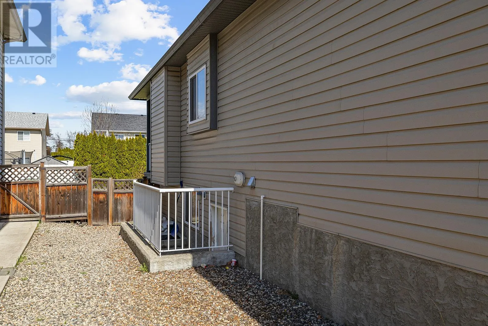 340 Hillaby Avenue