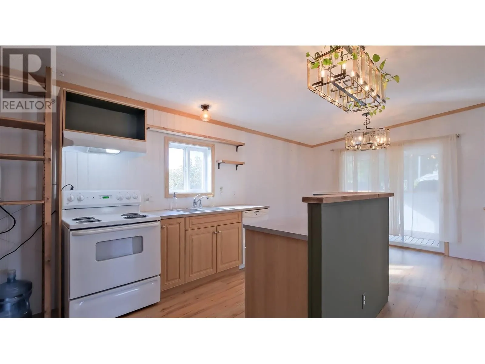 2035 Boucherie Road Unit# 116