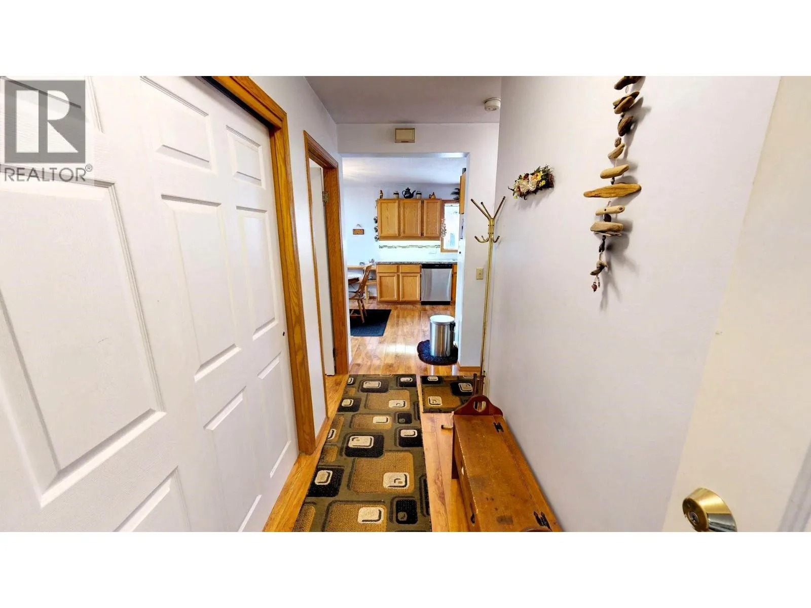 7319 Glacier Drive