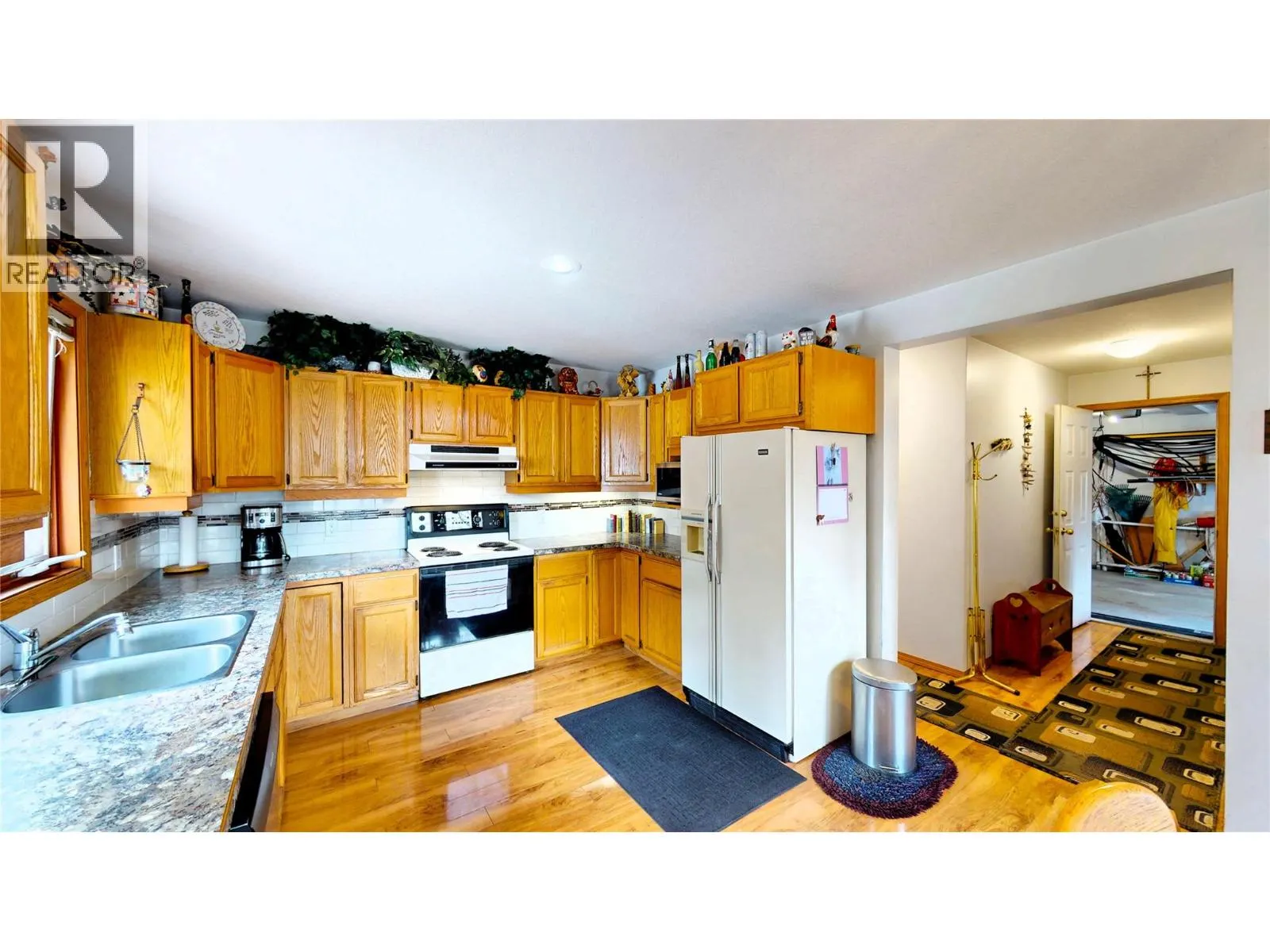 7319 Glacier Drive