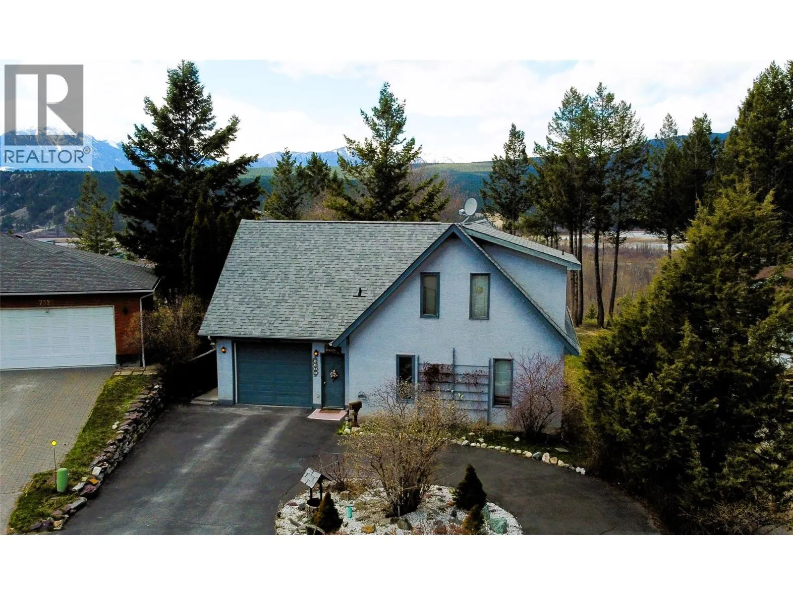 7319 Glacier Drive