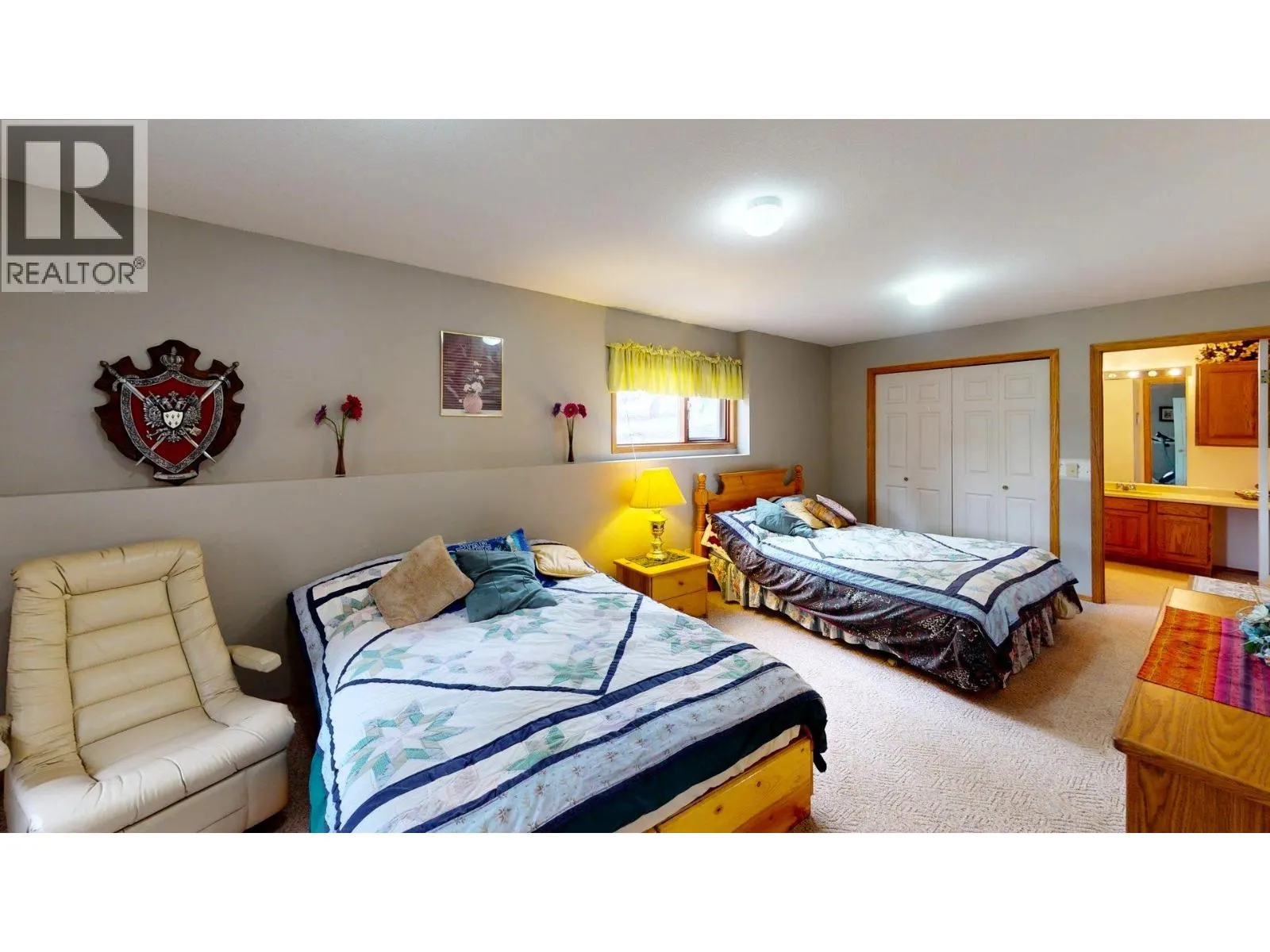 7319 Glacier Drive
