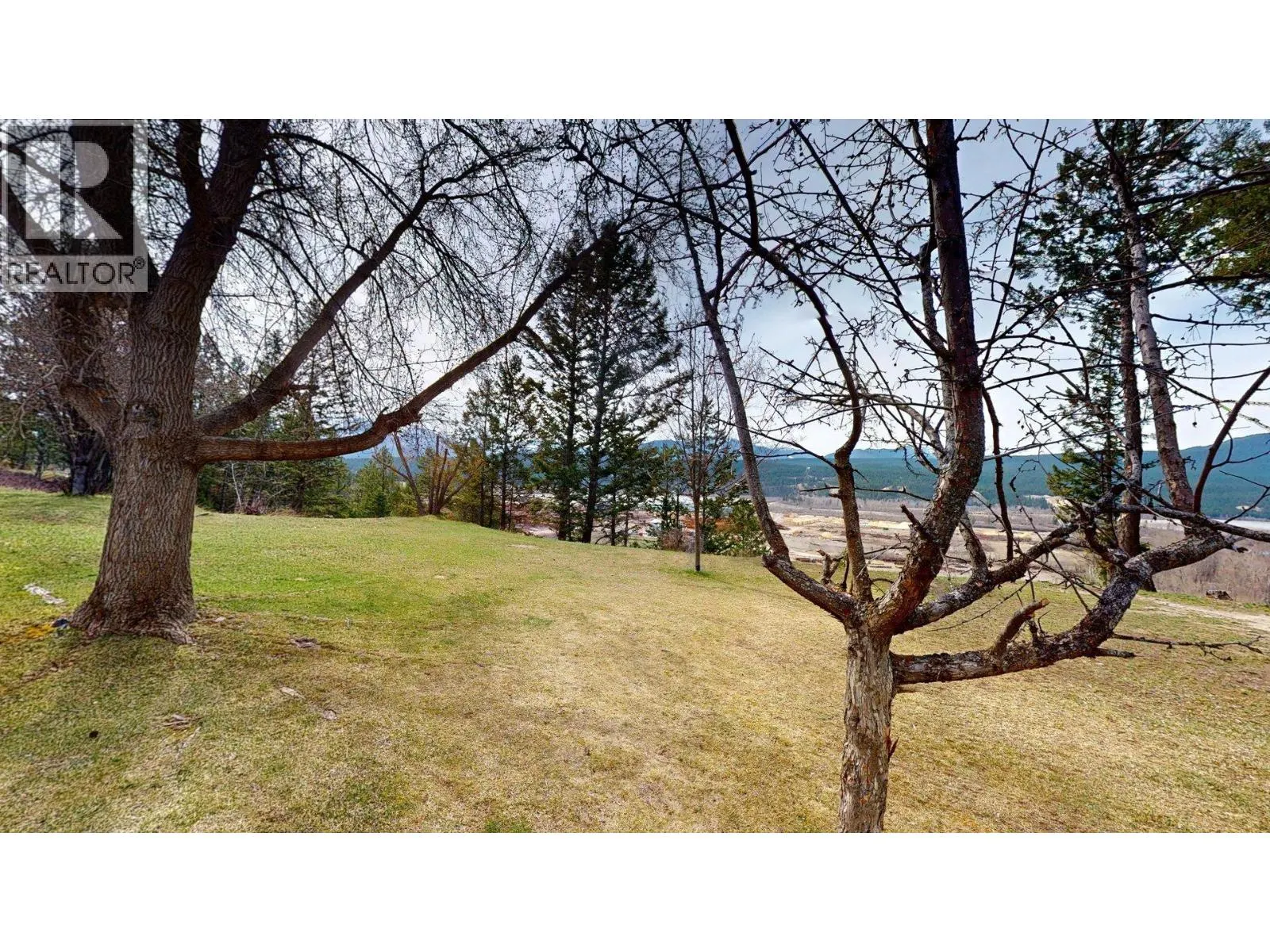 7319 Glacier Drive
