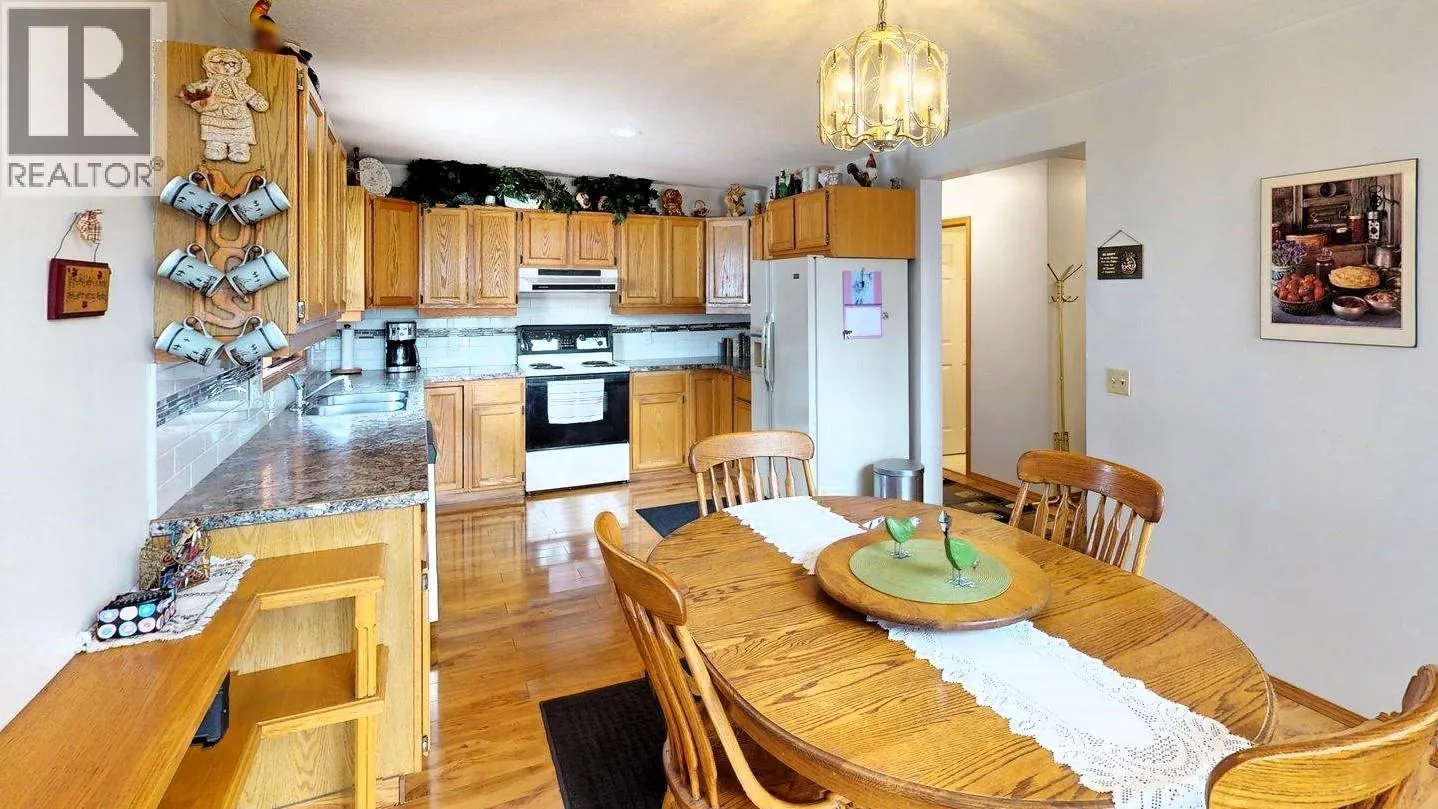 7319 Glacier Drive
