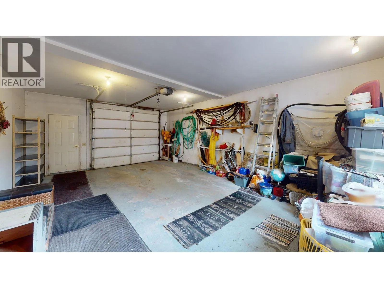 7319 Glacier Drive