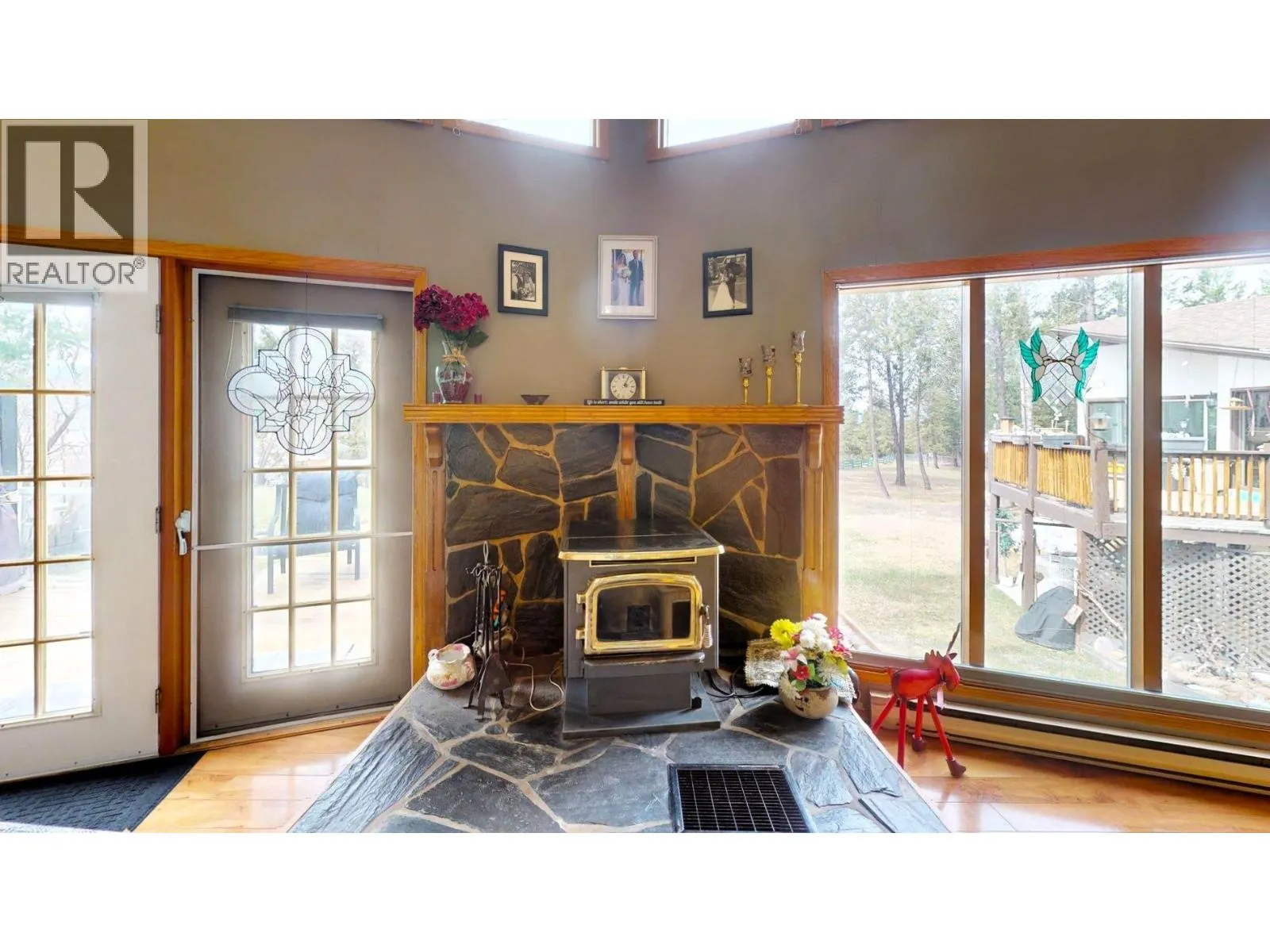 7319 Glacier Drive