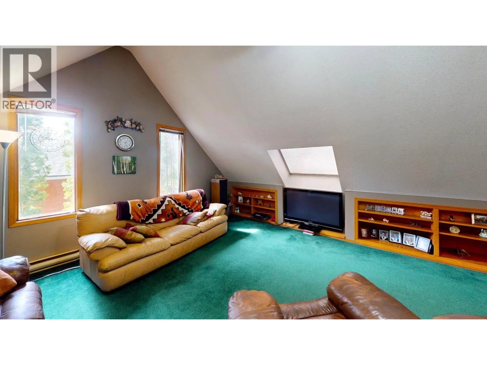 7319 Glacier Drive