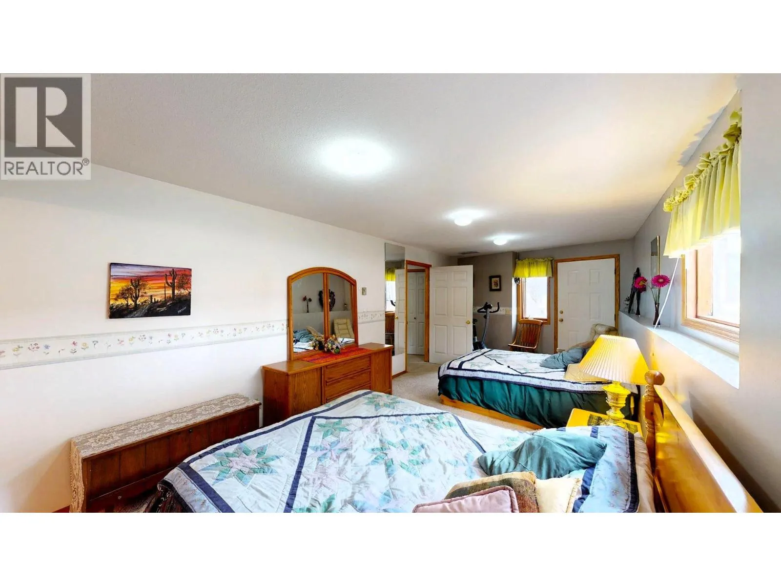 7319 Glacier Drive