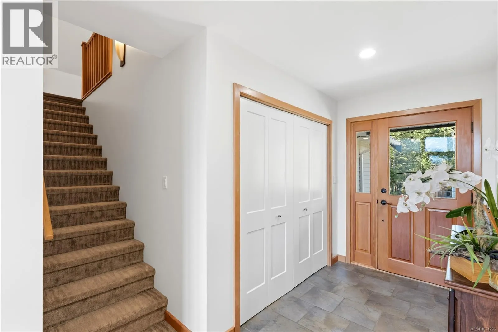 5070 Katherine Dr