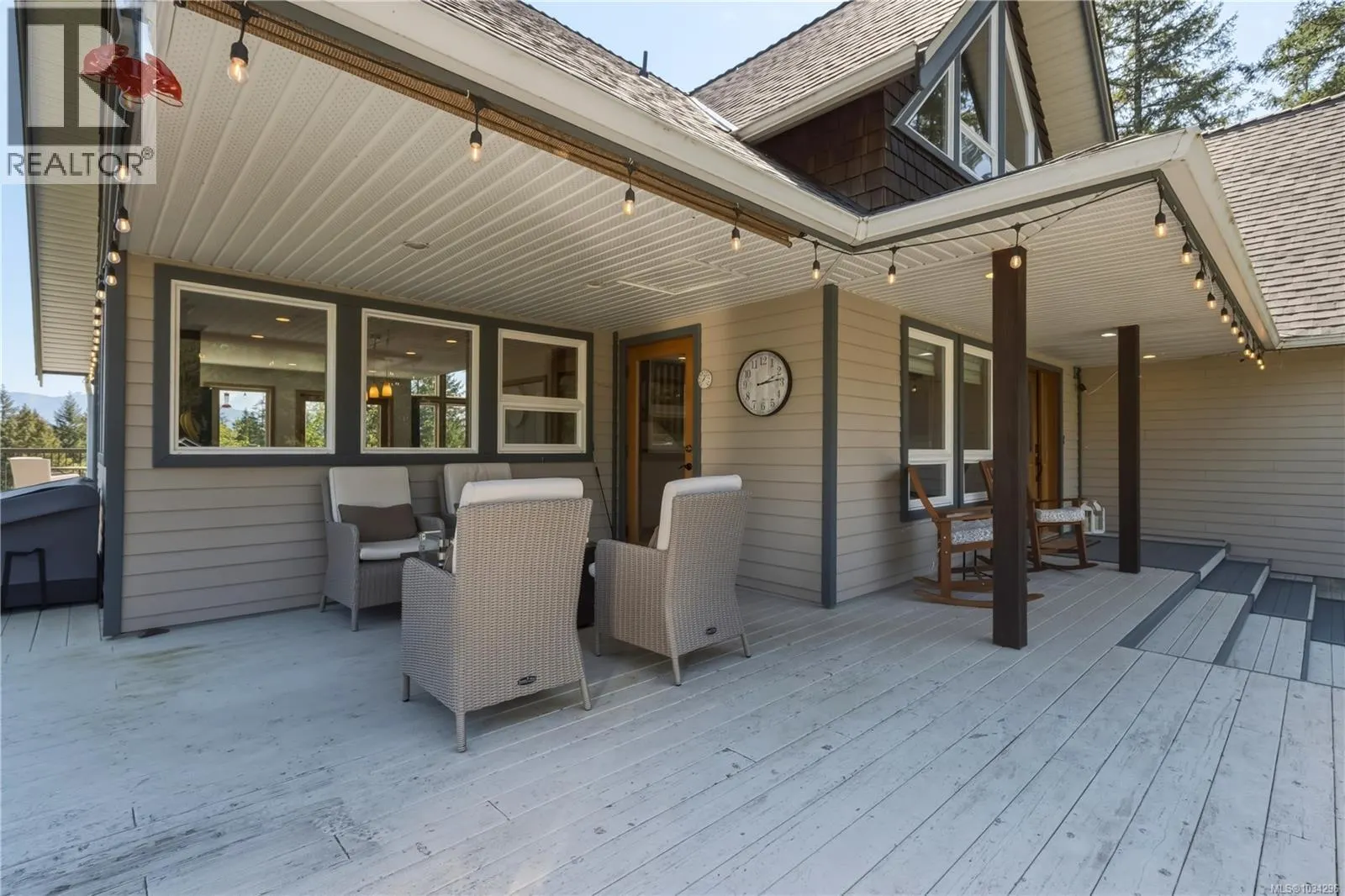 5070 Katherine Dr