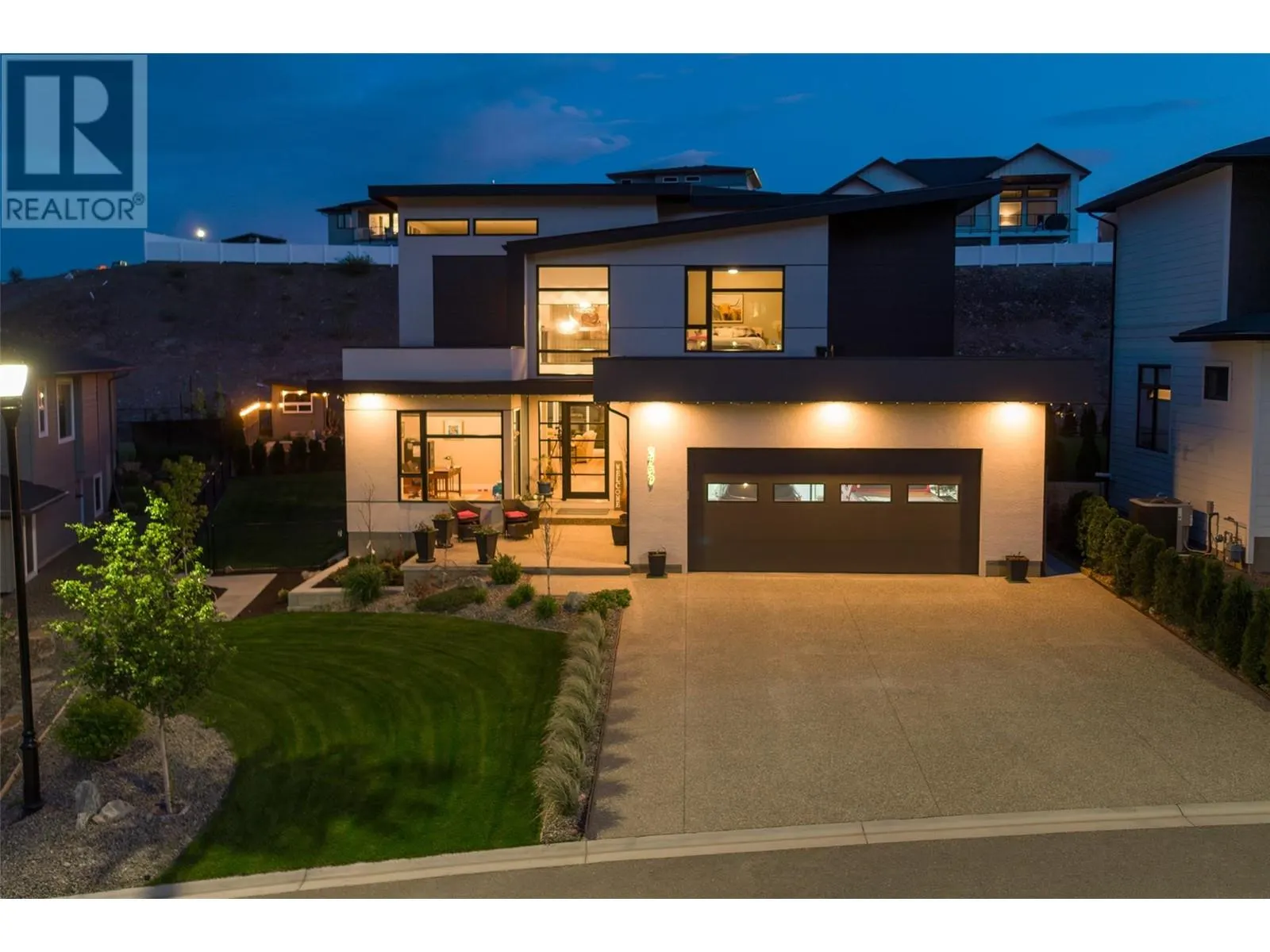 2759 Canyon Crest Drive