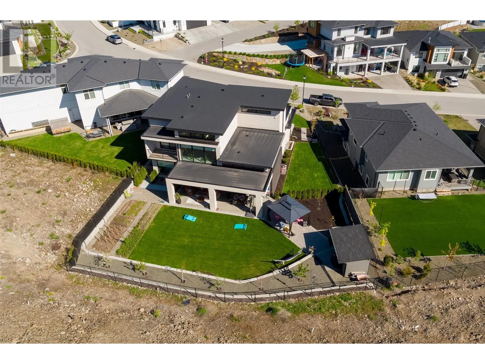 2759 Canyon Crest Drive