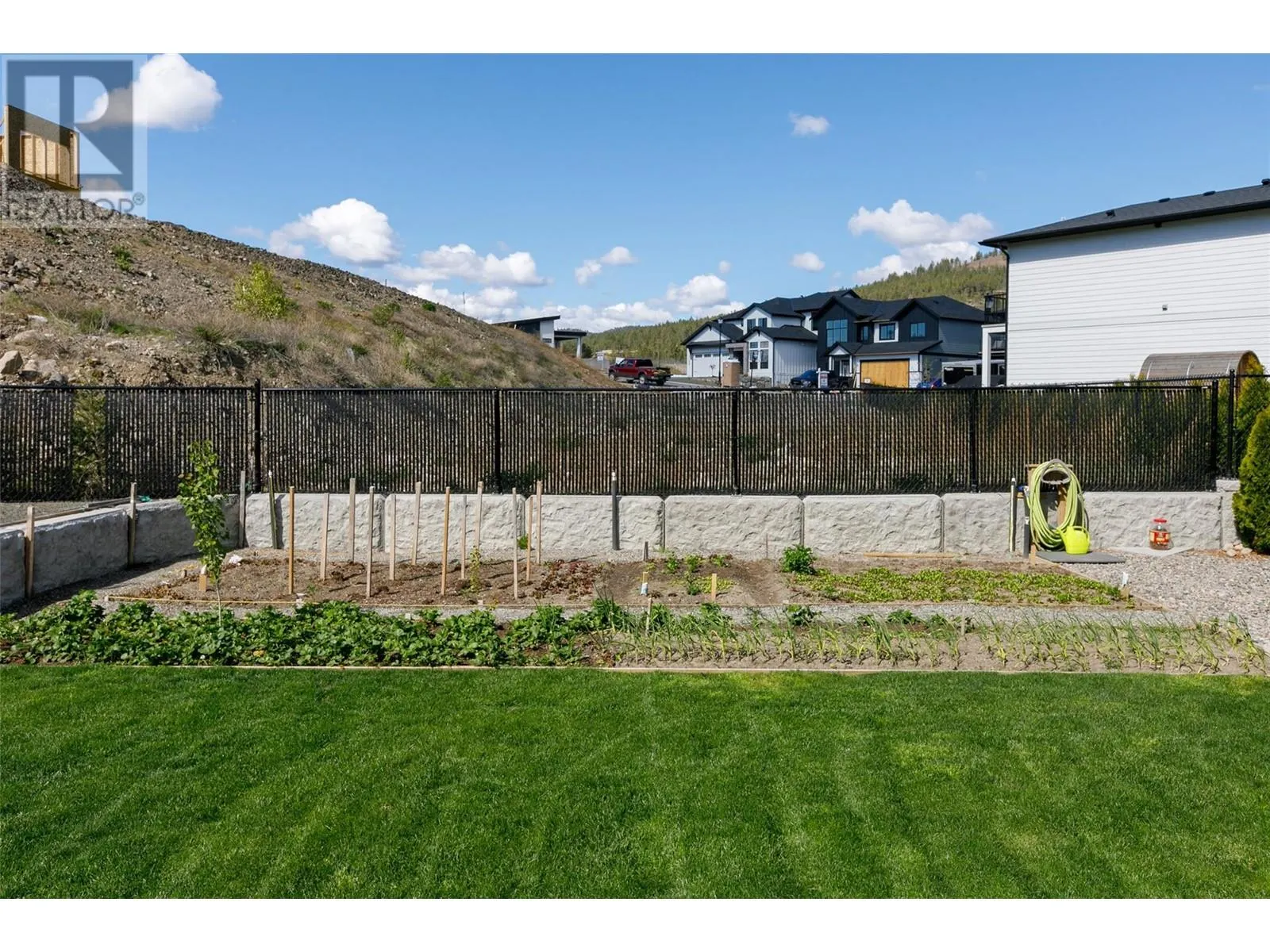 2759 Canyon Crest Drive