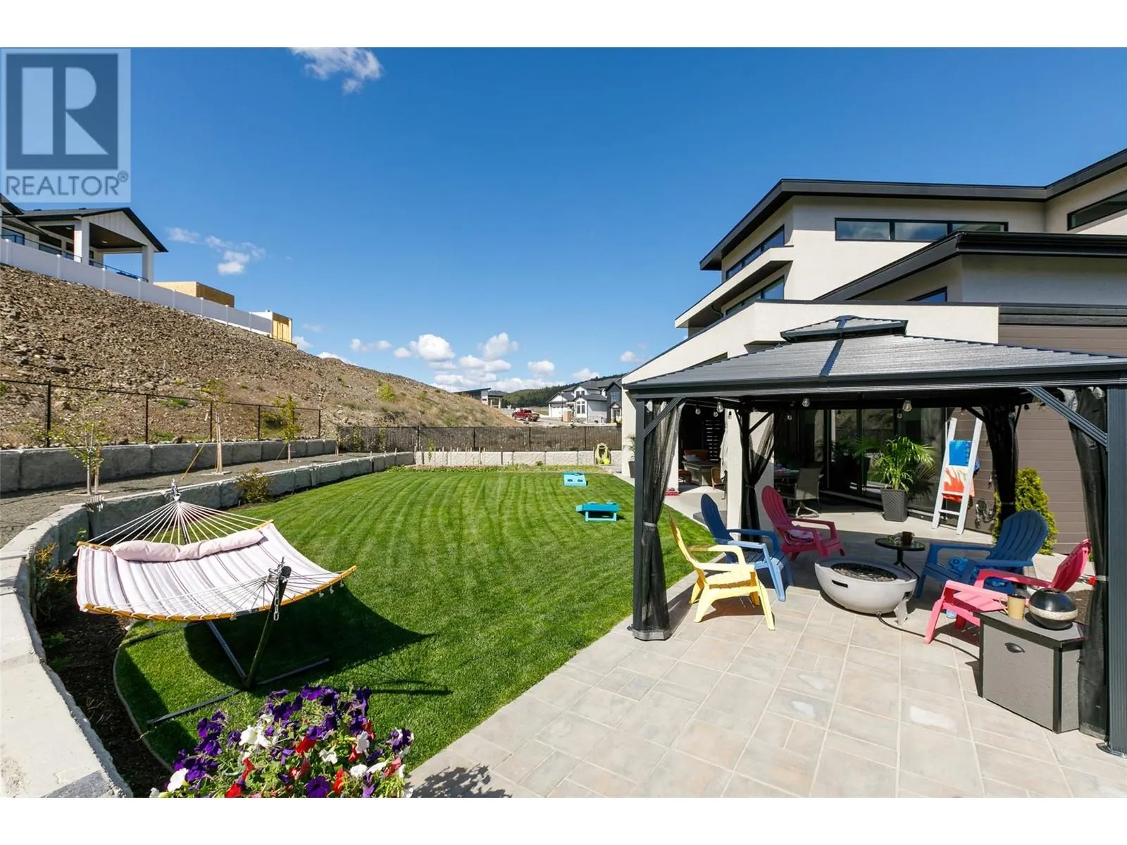 2759 Canyon Crest Drive