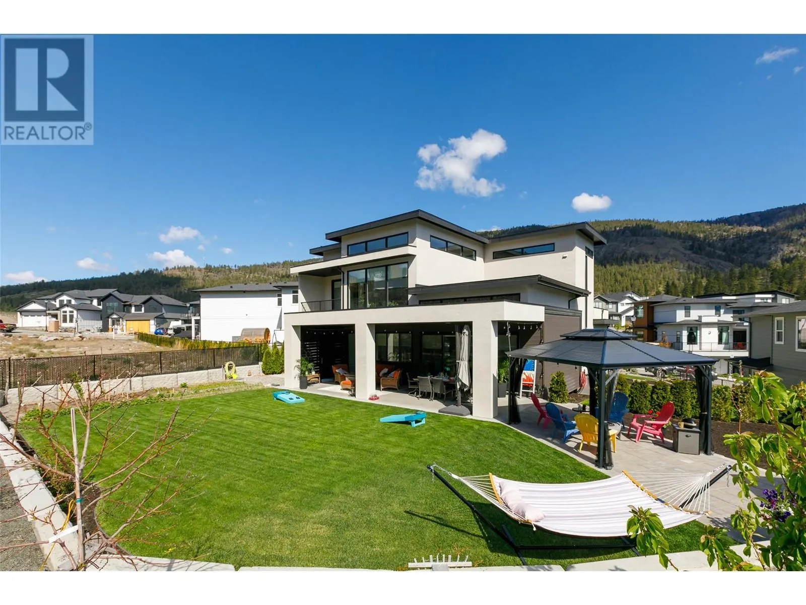 2759 Canyon Crest Drive