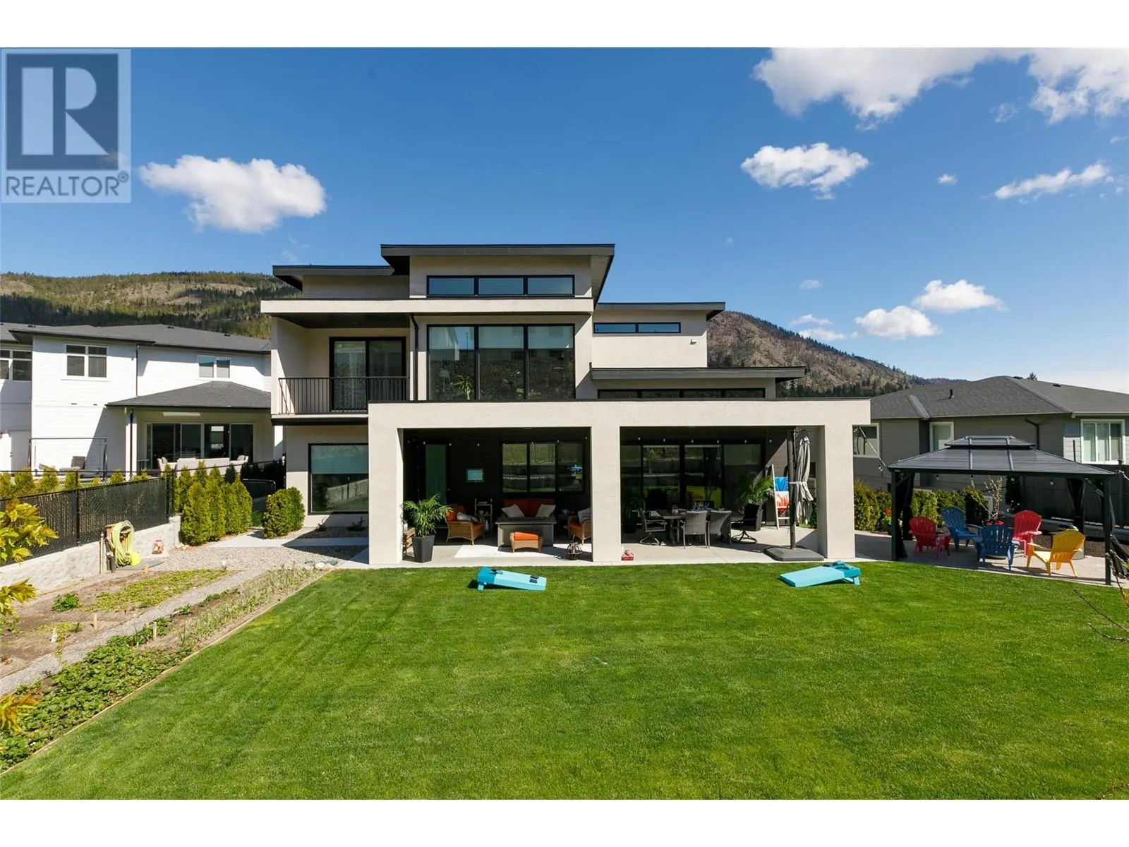 2759 Canyon Crest Drive