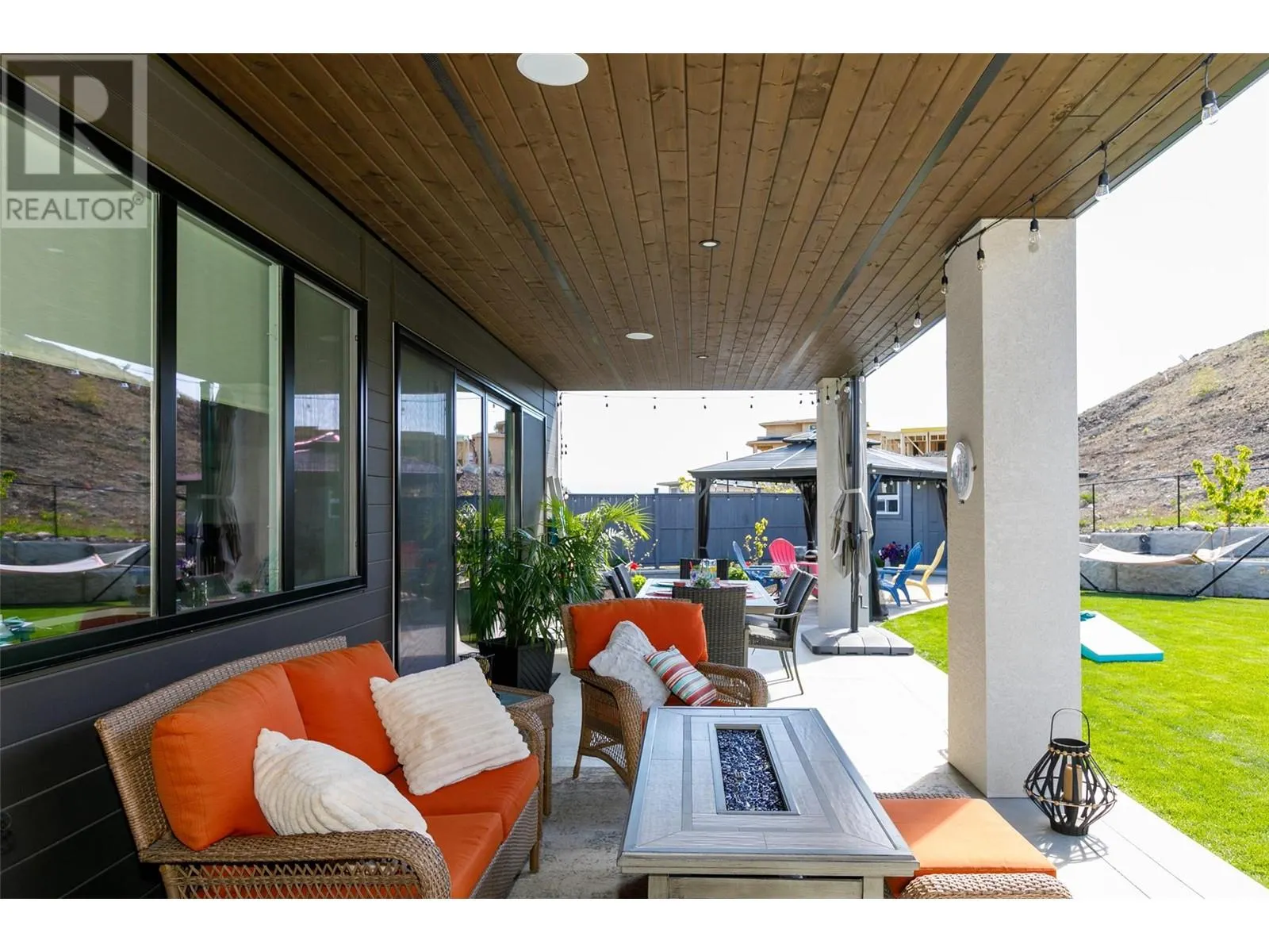 2759 Canyon Crest Drive