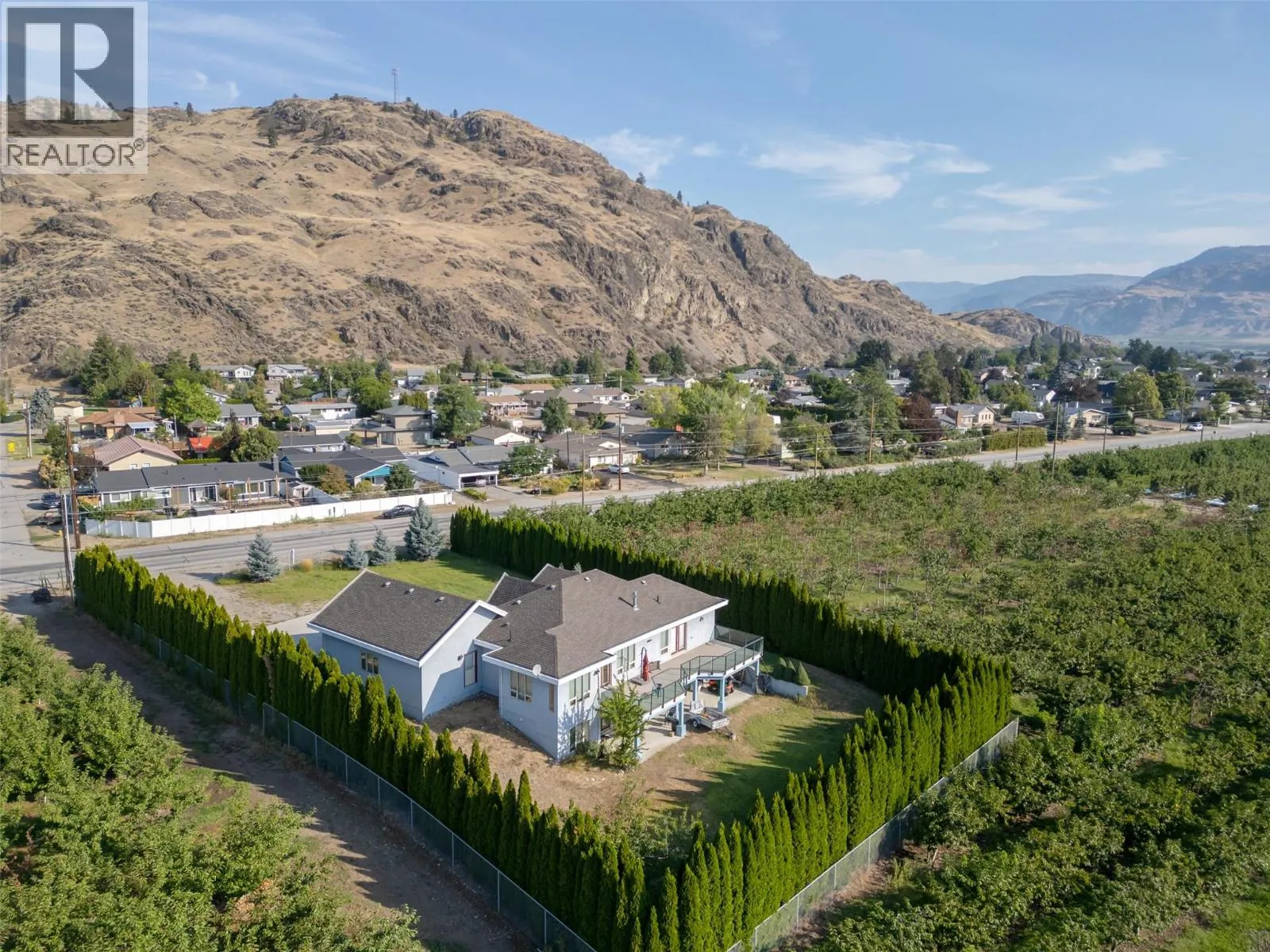 1095 Fairview Road