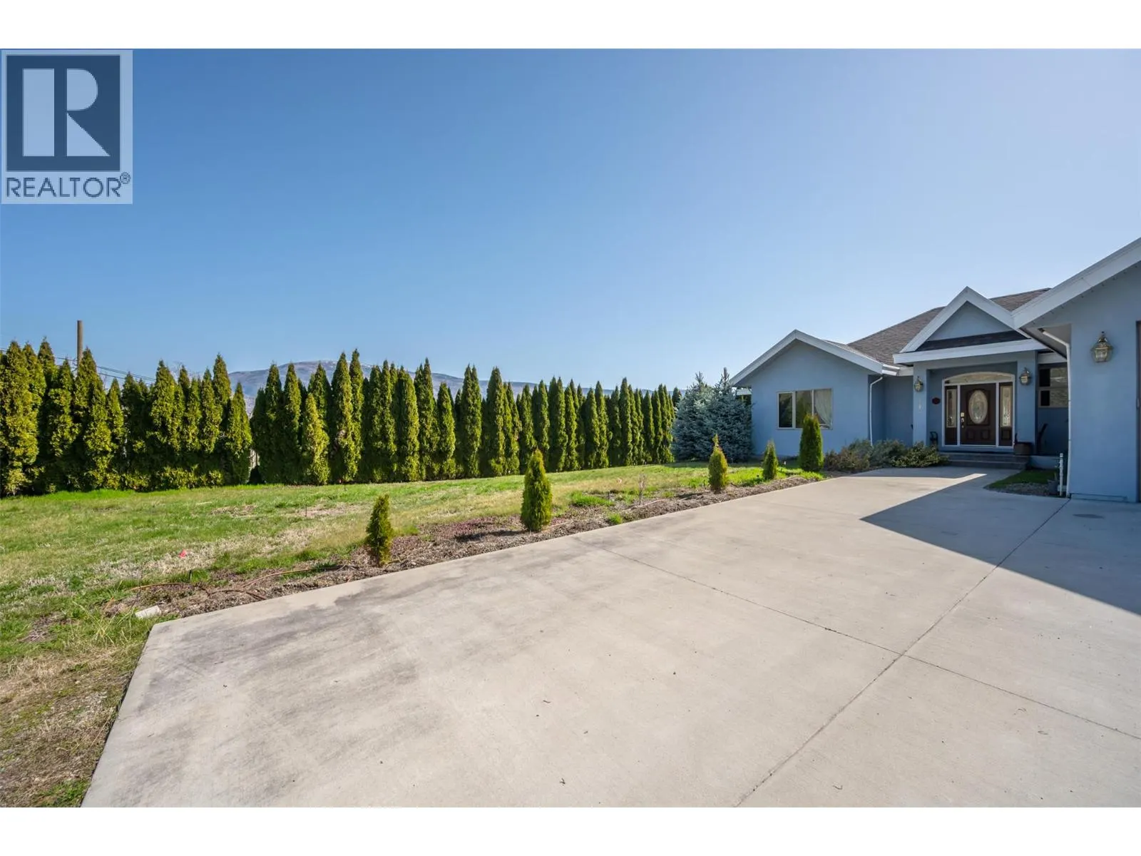 1095 Fairview Road