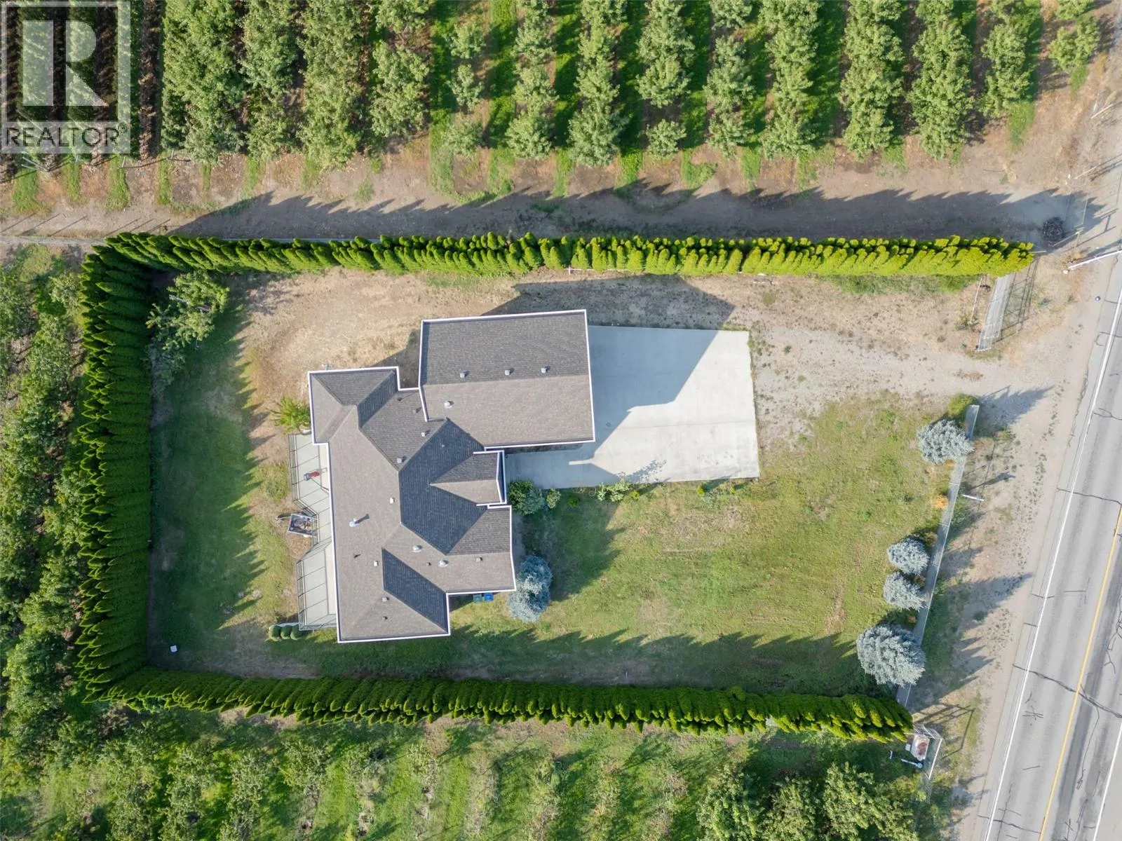 1095 Fairview Road