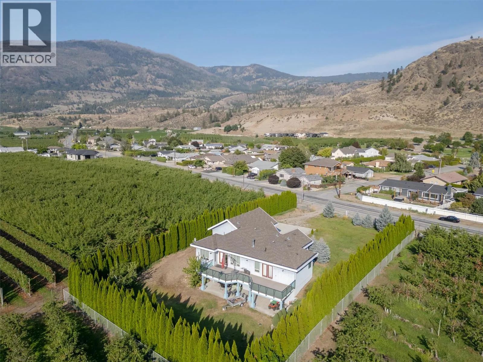 1095 Fairview Road