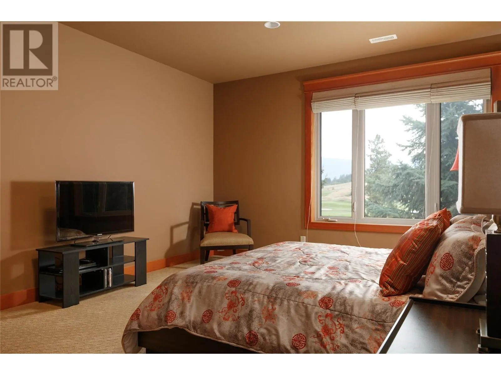 450 Niblick Court